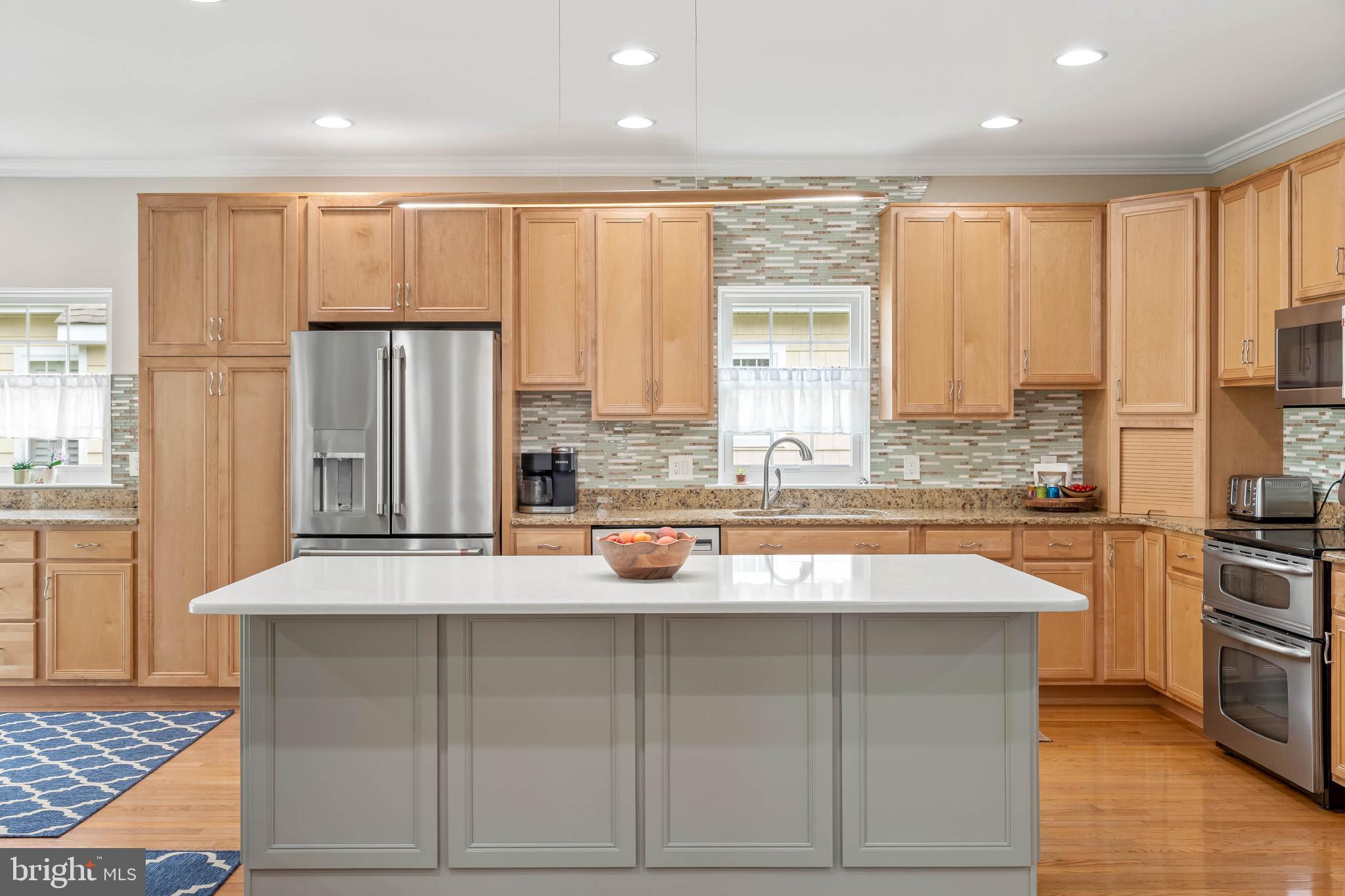 20234 WHITEHEAD CIRCLE 100