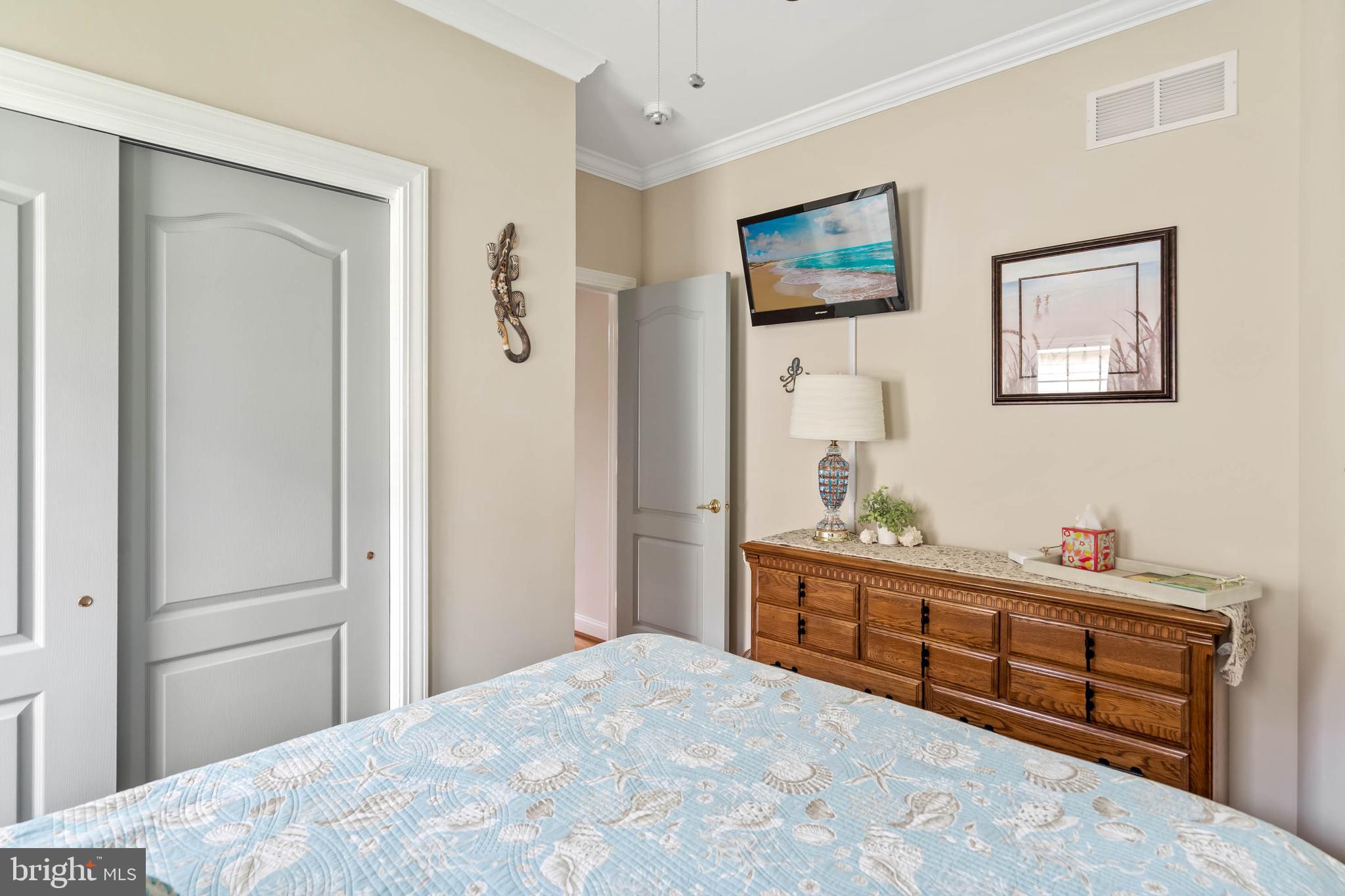 20234 WHITEHEAD CIRCLE 100