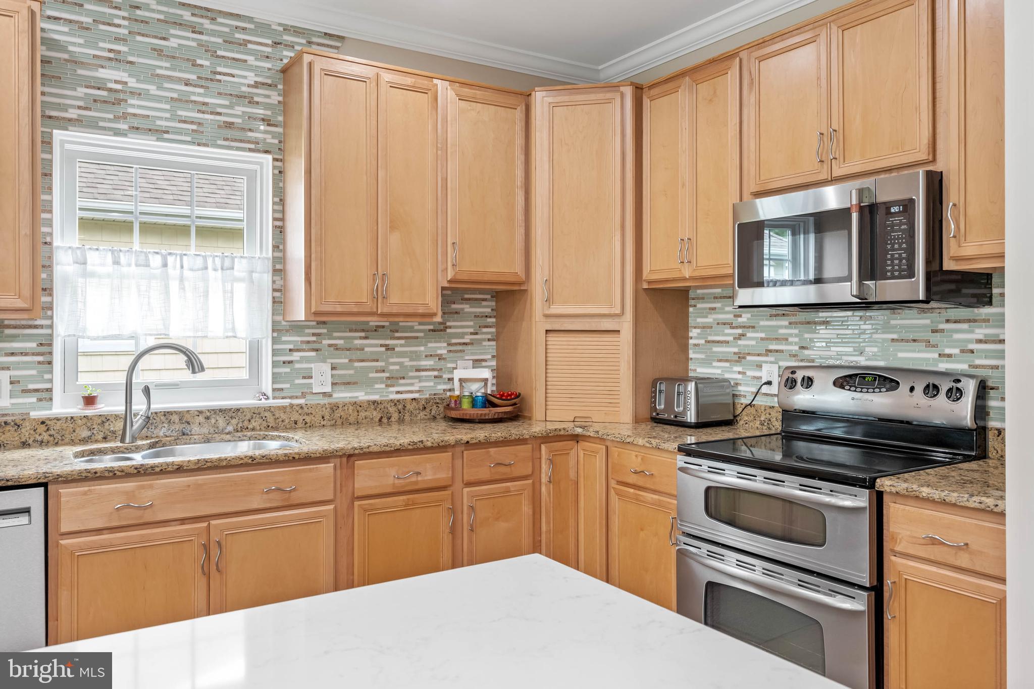 20234 WHITEHEAD CIRCLE 100
