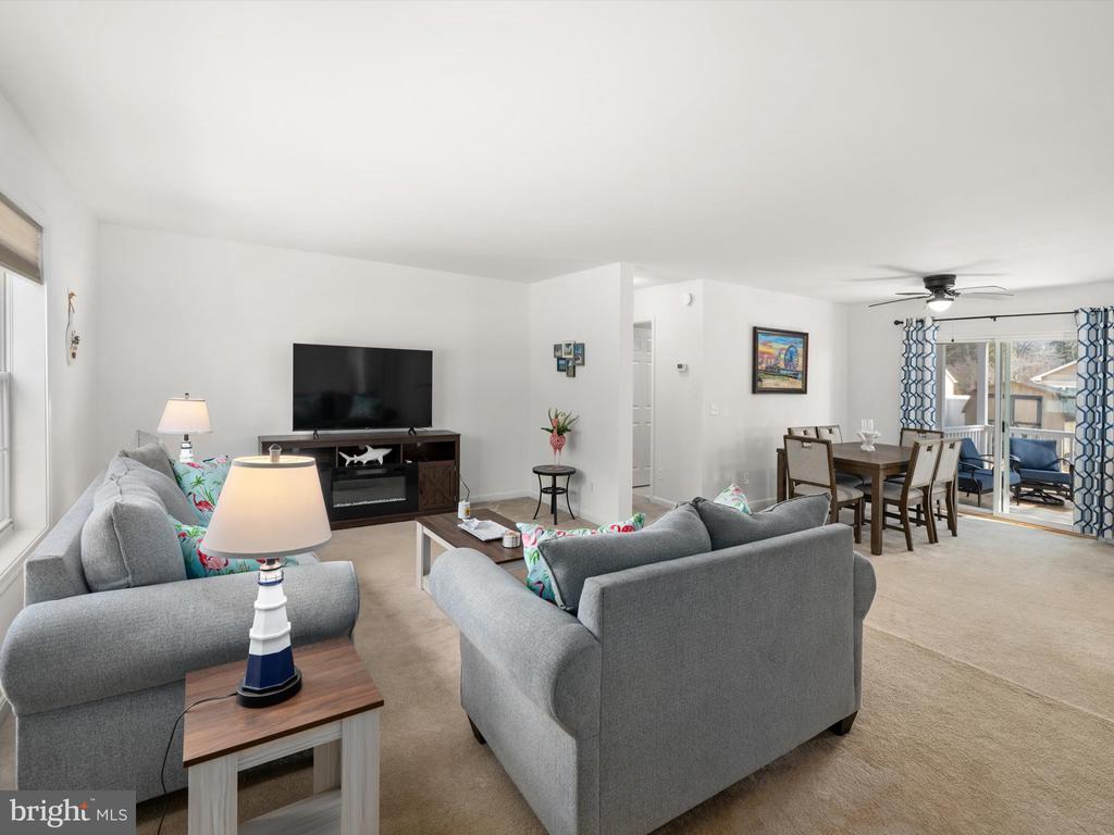 54 COMANCHE CIRCLE