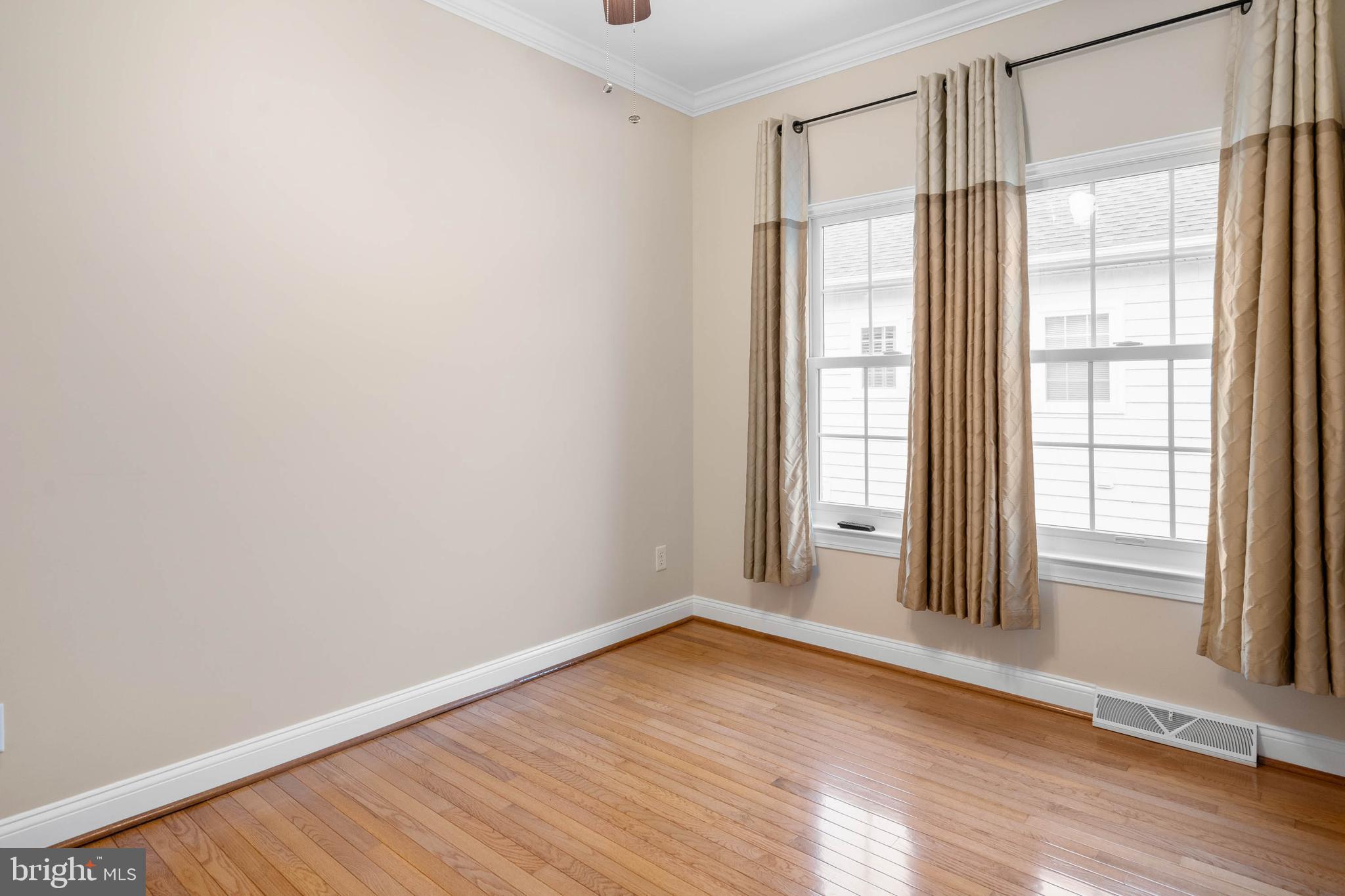 20234 WHITEHEAD CIRCLE 100