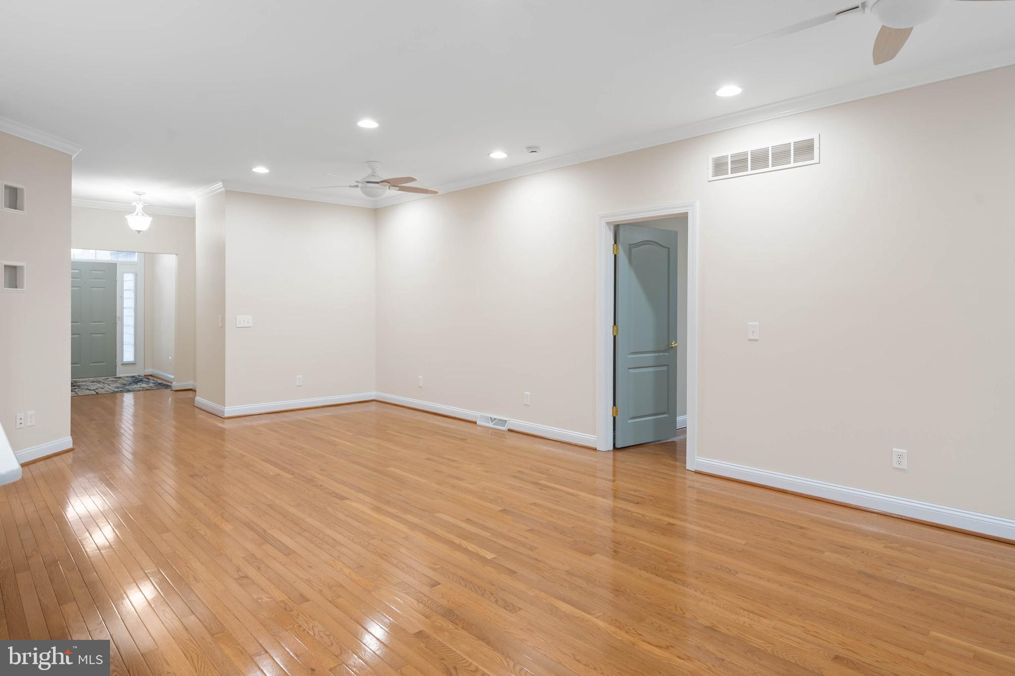 20234 WHITEHEAD CIRCLE 100