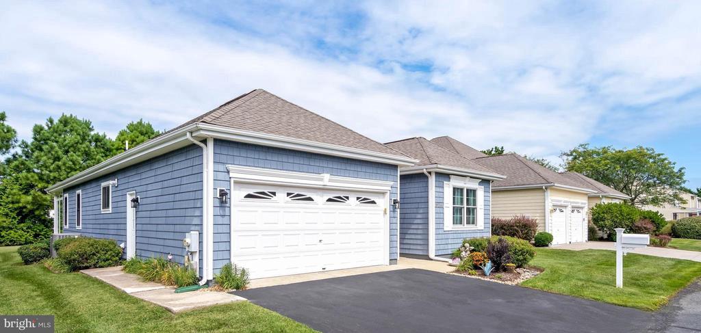 20234 WHITEHEAD CIRCLE 100