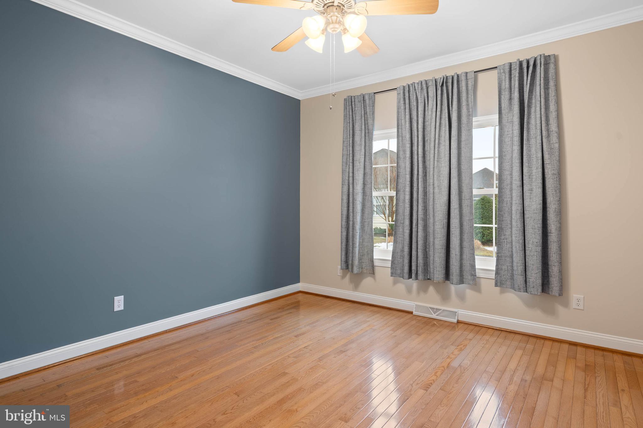 20234 WHITEHEAD CIRCLE 100