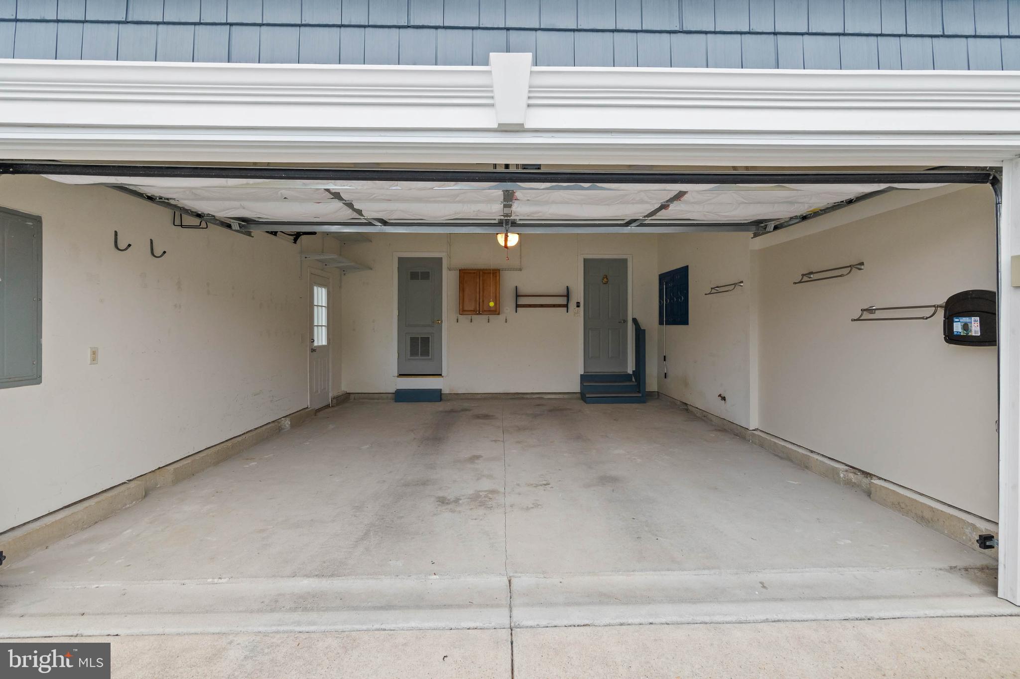 20234 WHITEHEAD CIRCLE 100