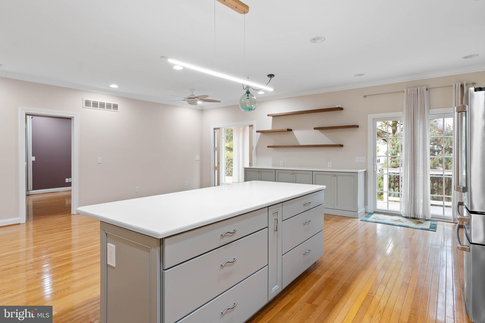 20234 WHITEHEAD CIRCLE 100