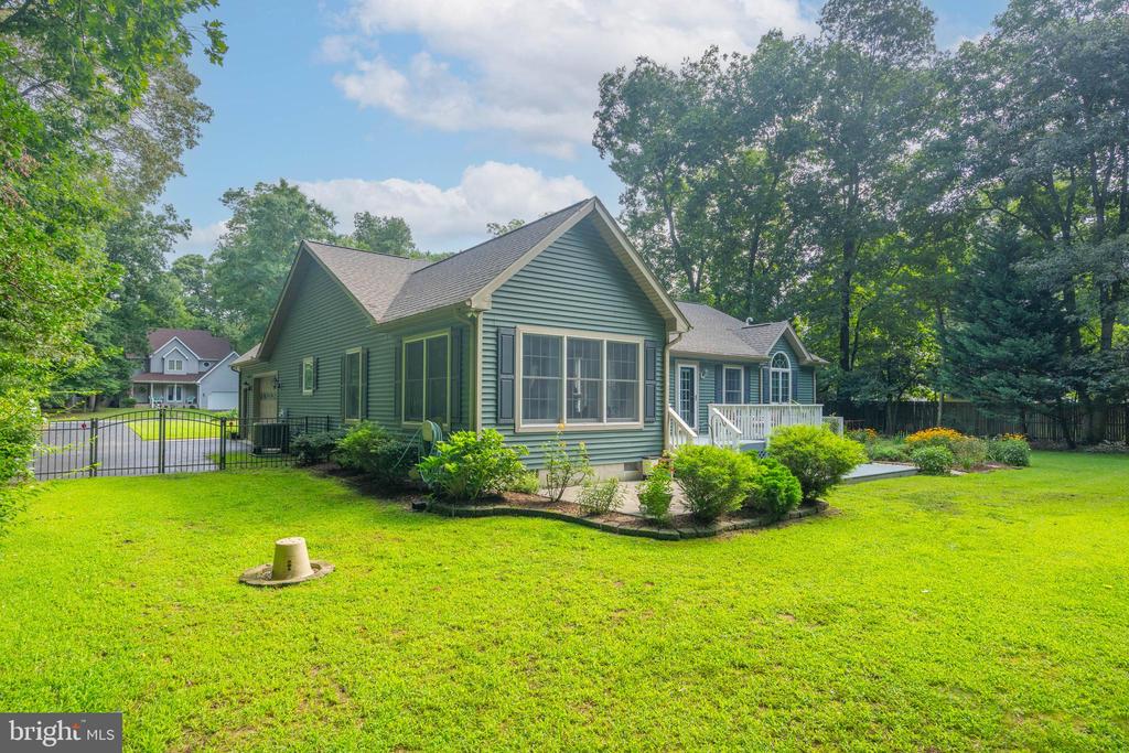 110 S WHITE CEDAR DRIVE