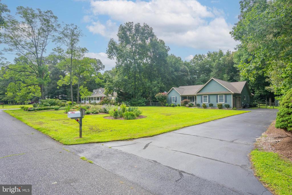 110 S WHITE CEDAR DRIVE
