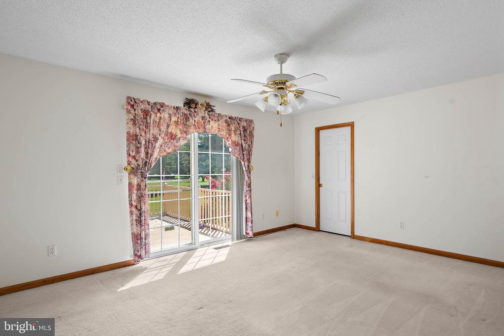 3 NICHOLE DRIVE