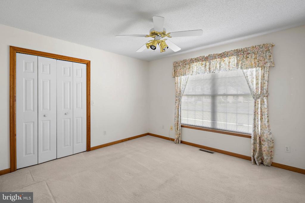 3 NICHOLE DRIVE