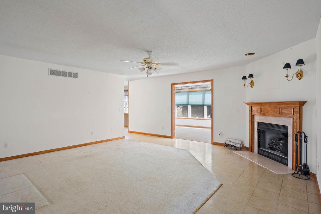 3 NICHOLE DRIVE