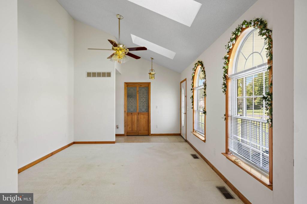 3 NICHOLE DRIVE