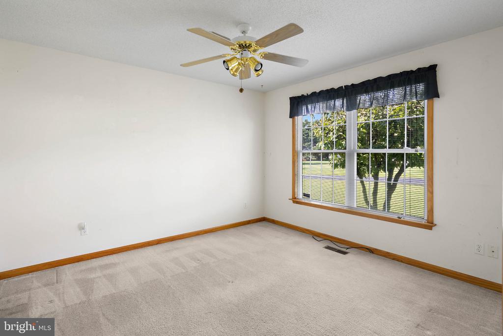 3 NICHOLE DRIVE