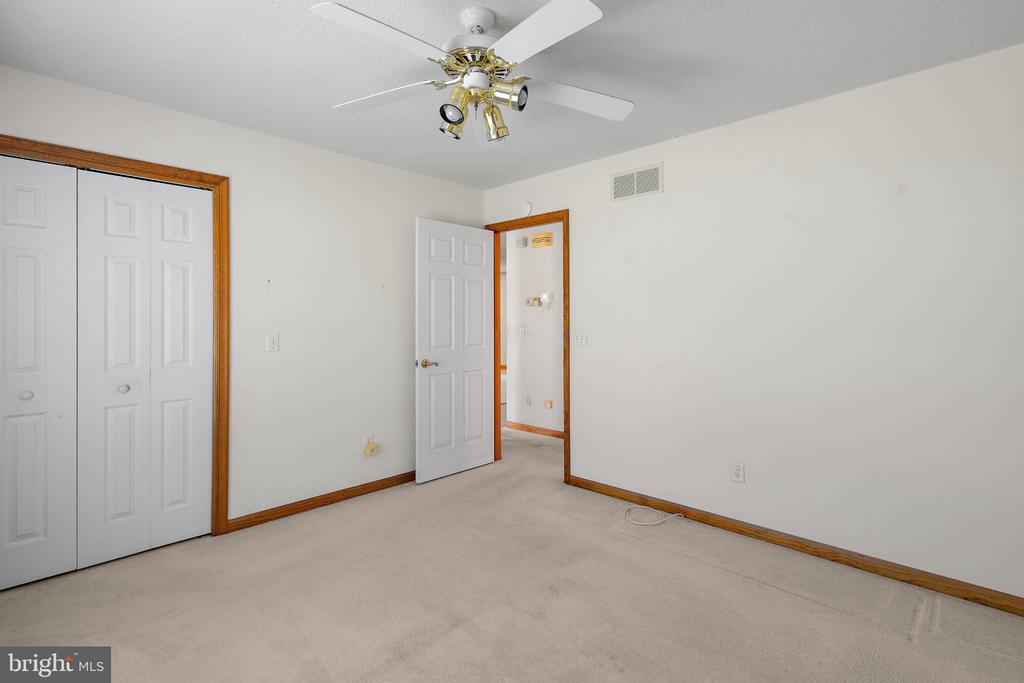 3 NICHOLE DRIVE