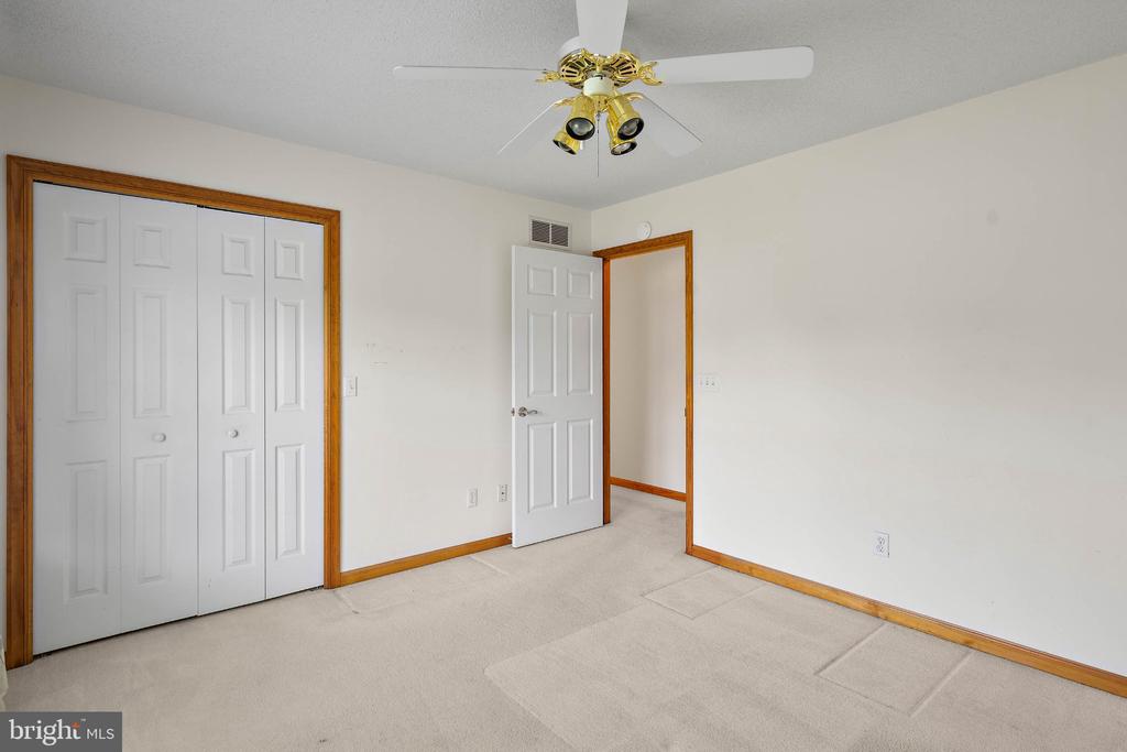 3 NICHOLE DRIVE