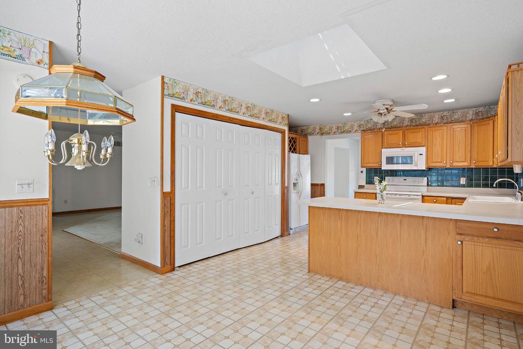 3 NICHOLE DRIVE