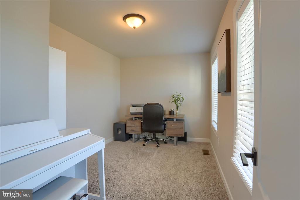 90 CLOVER DRIVE