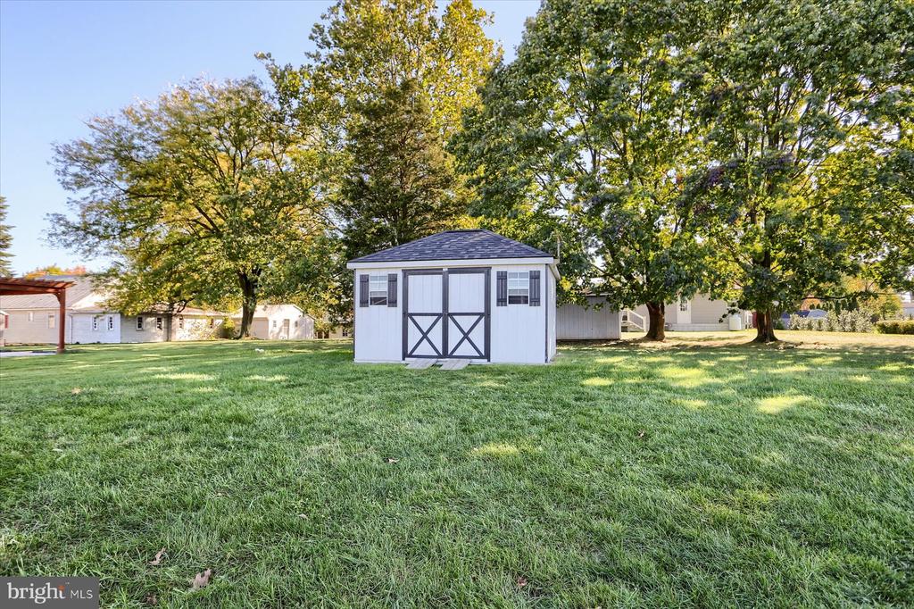 90 CLOVER DRIVE