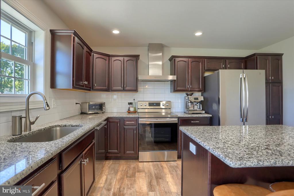 90 CLOVER DRIVE