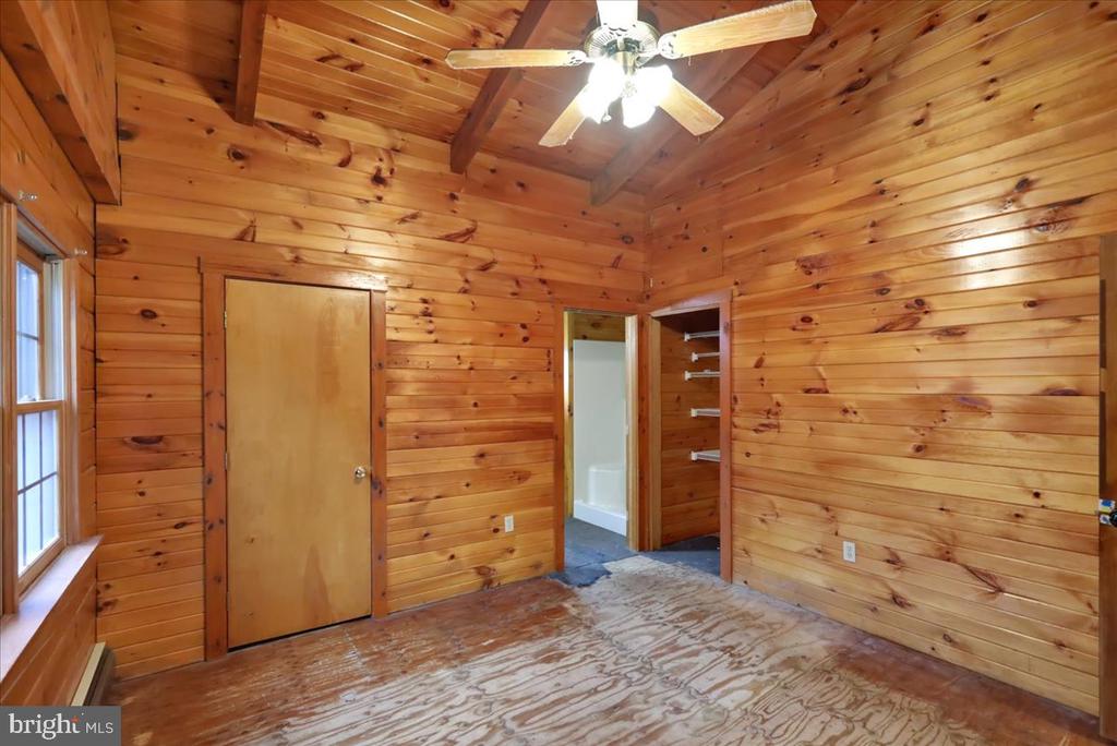 187 OAK LANE