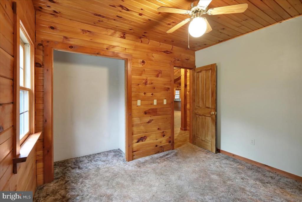 187 OAK LANE