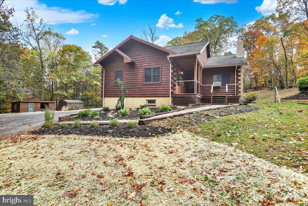 187 OAK LANE