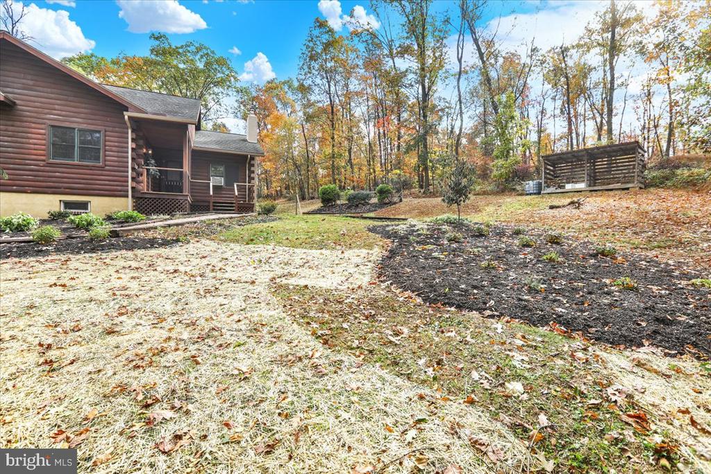 187 OAK LANE