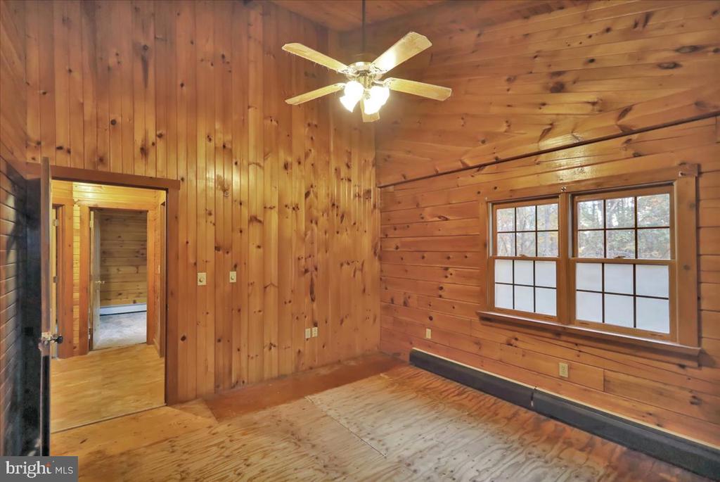 187 OAK LANE
