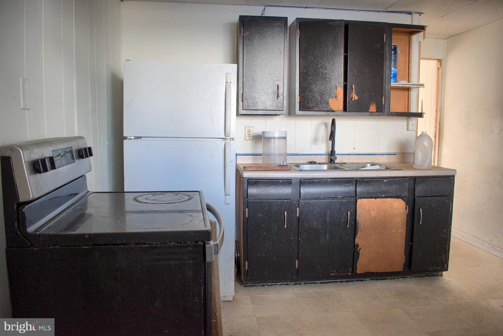 31 PEACH STREET S
