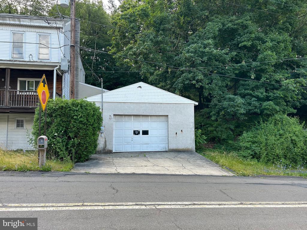 13 ANN STREET