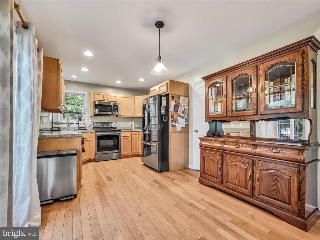 324 COMANCHE DRIVE