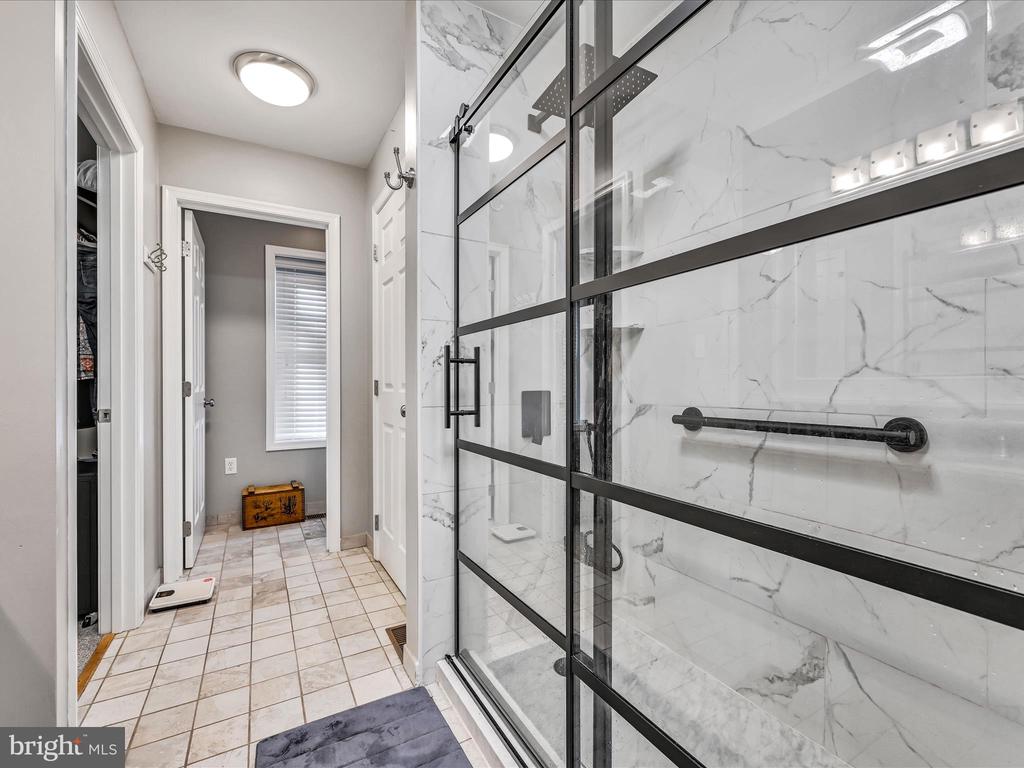 324 COMANCHE DRIVE