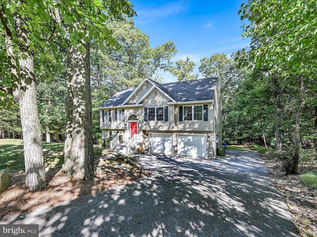 324 COMANCHE DRIVE