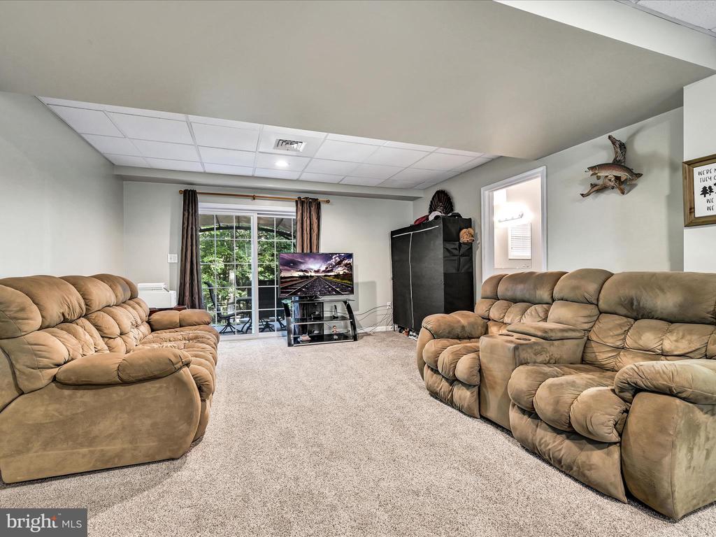 324 COMANCHE DRIVE