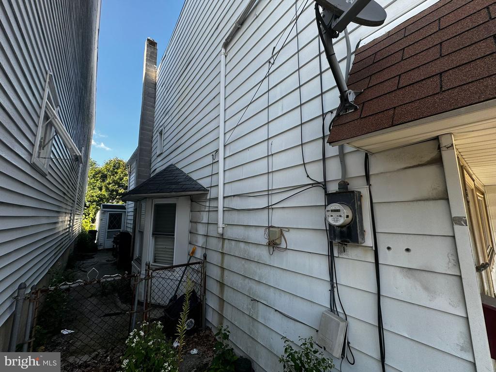 1324 W NORWEGIAN STREET