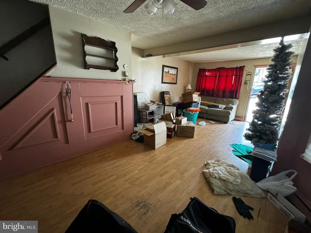 1324 W NORWEGIAN STREET