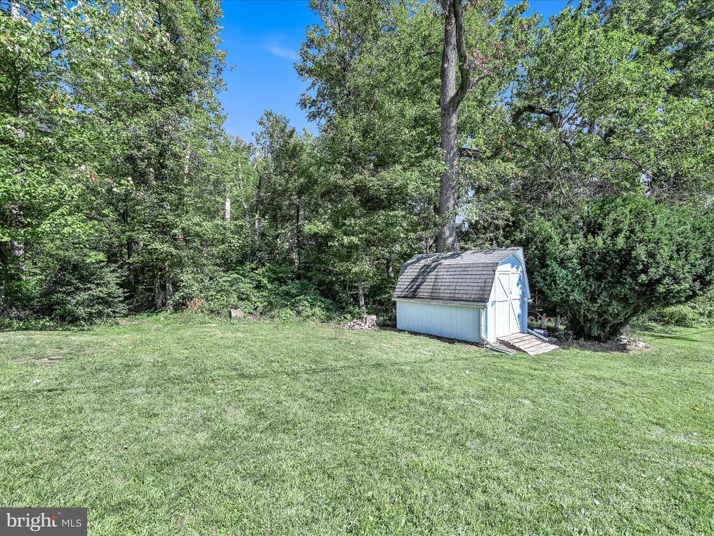 16 CRESTVIEW DRIVE