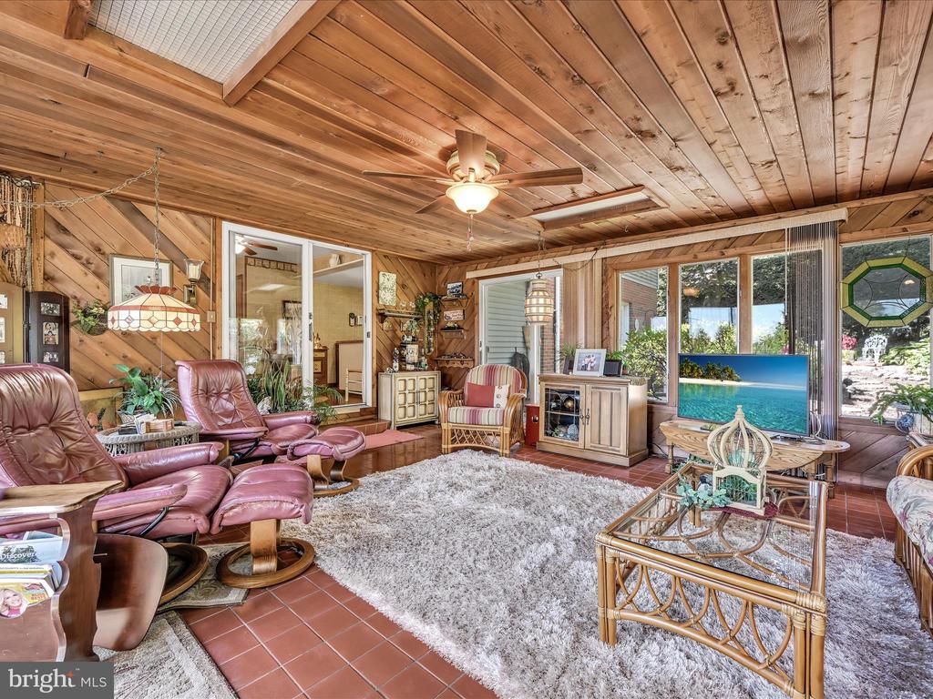 16 CRESTVIEW DRIVE
