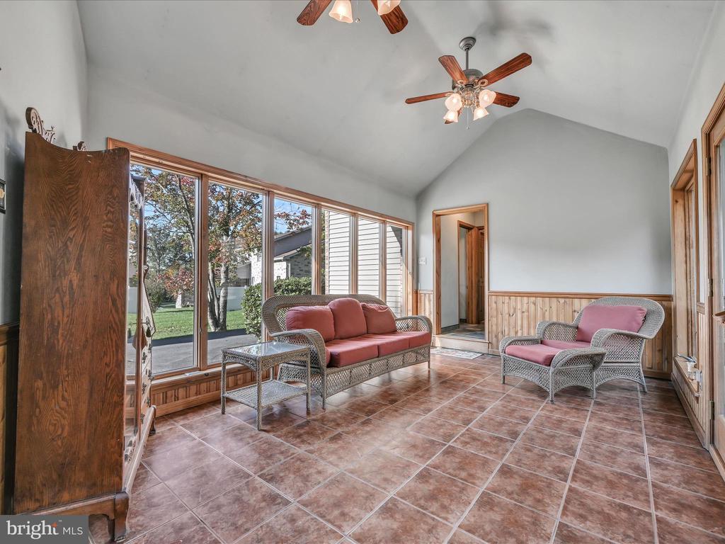 104 COUNTRY VIEW LANE