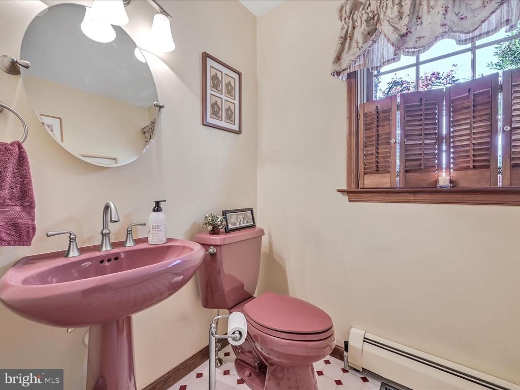 104 COUNTRY VIEW LANE