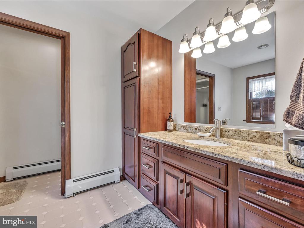 104 COUNTRY VIEW LANE