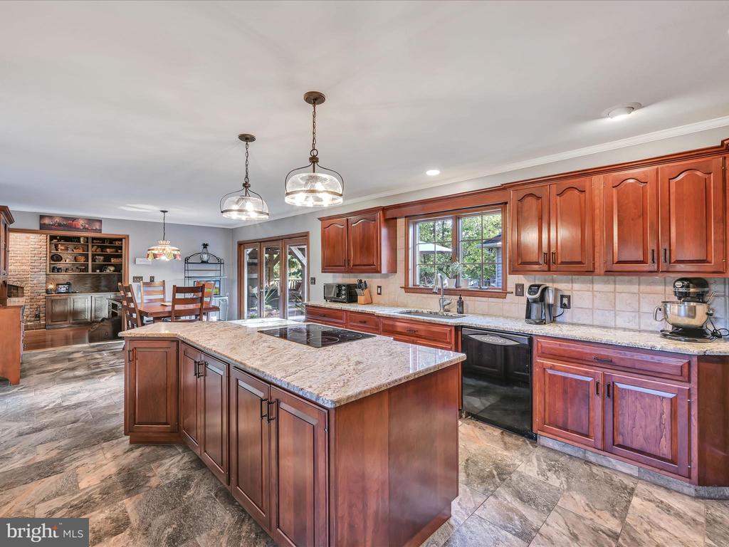 104 COUNTRY VIEW LANE