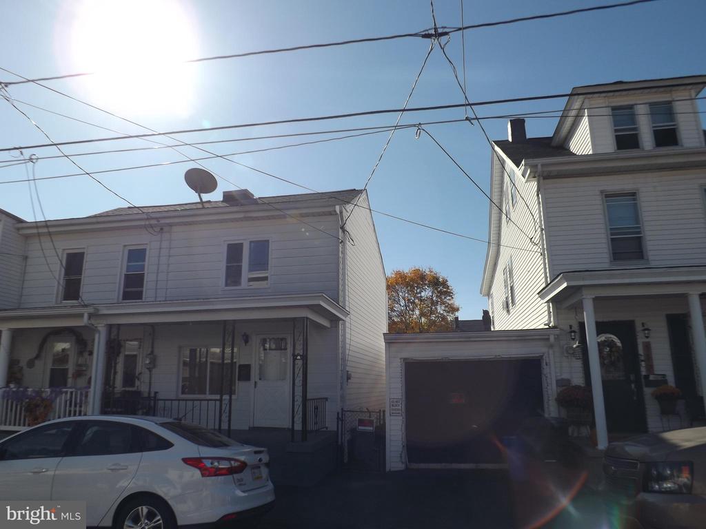 116 S MORRIS STREET