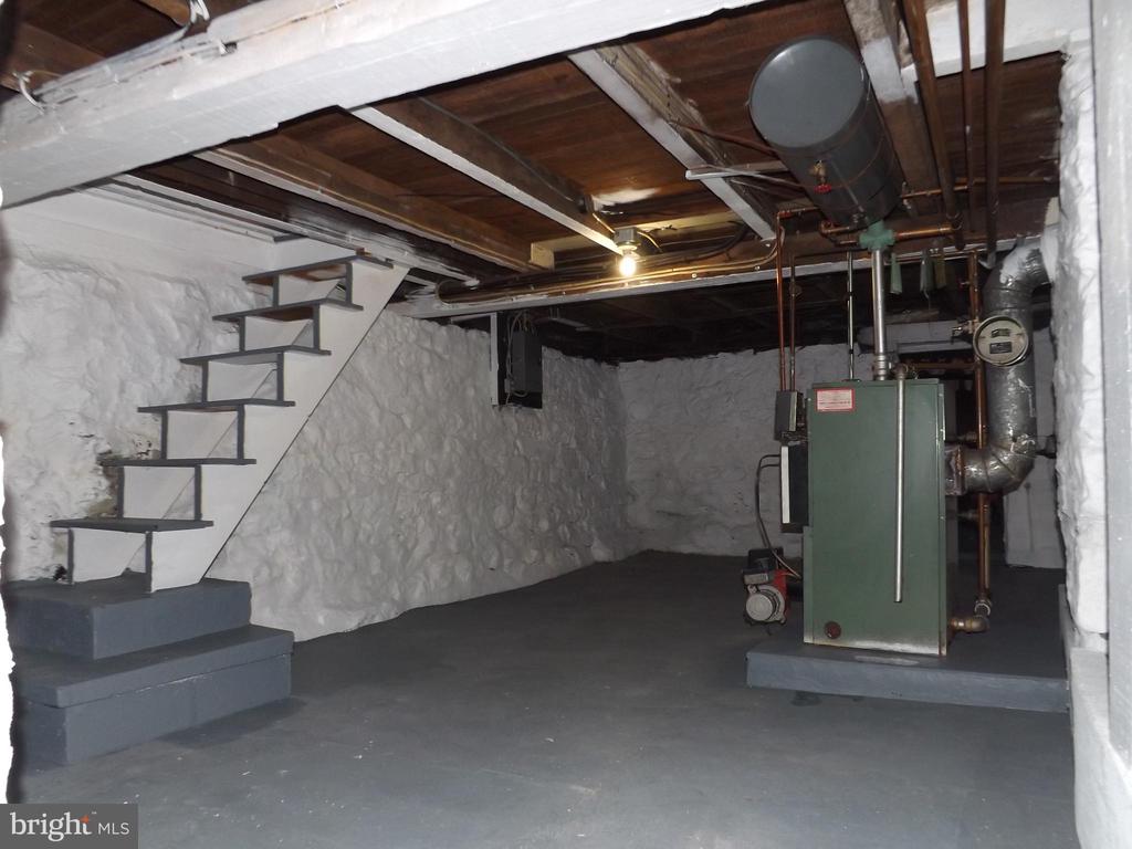 116 S MORRIS STREET