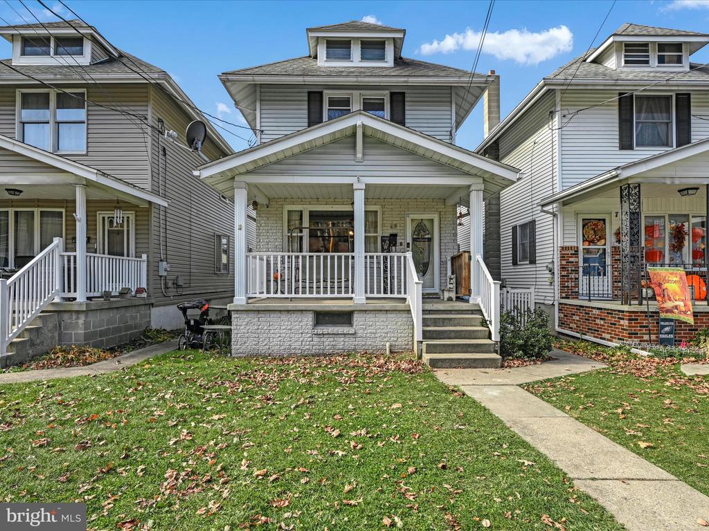 69 CLAY STREET