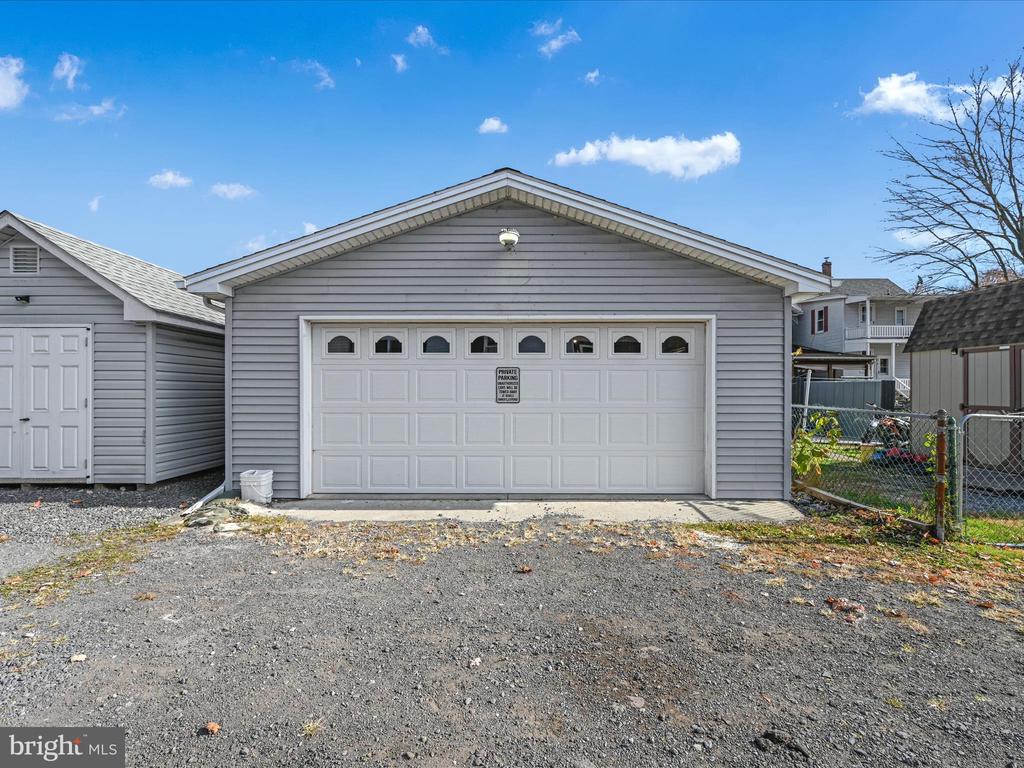 69 CLAY STREET