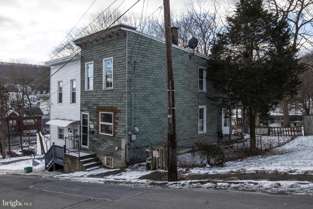 511 N 7TH STREET