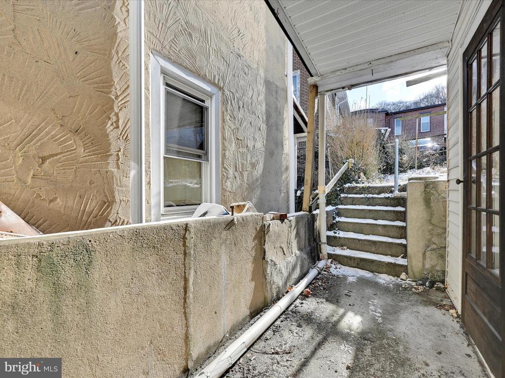 207 SCHUYLKILL AVENUE