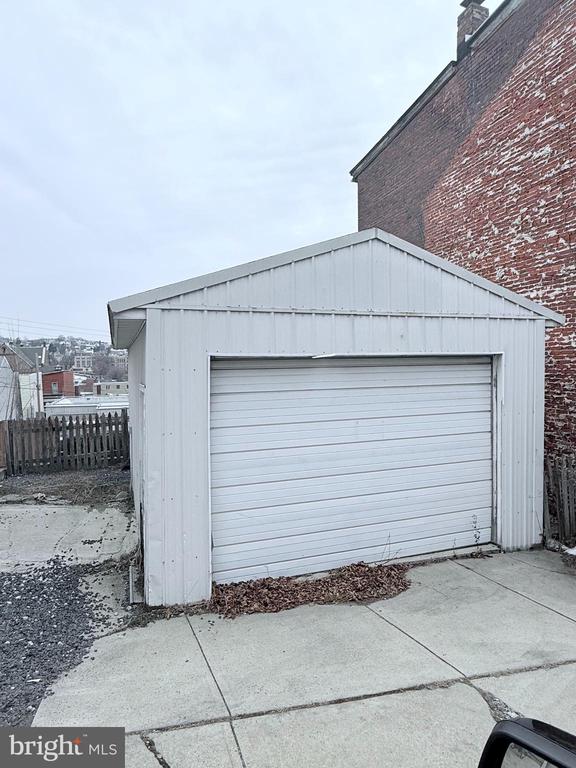 206 SCHUYLKILL AVENUE