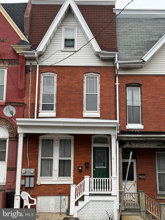 402 BABER STREET